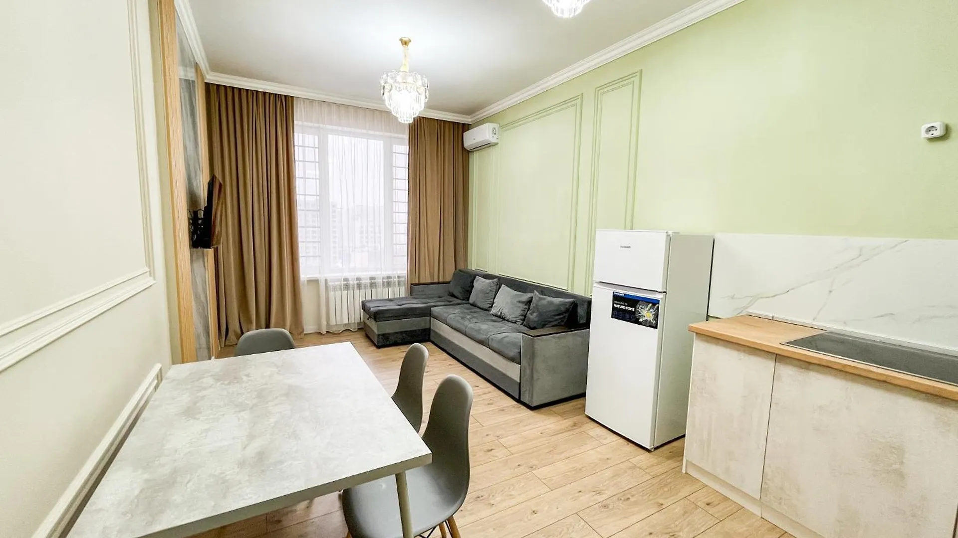 Уютная 3 Комнатная Квартира С Хорошим Ремонтом Almaty Apartment